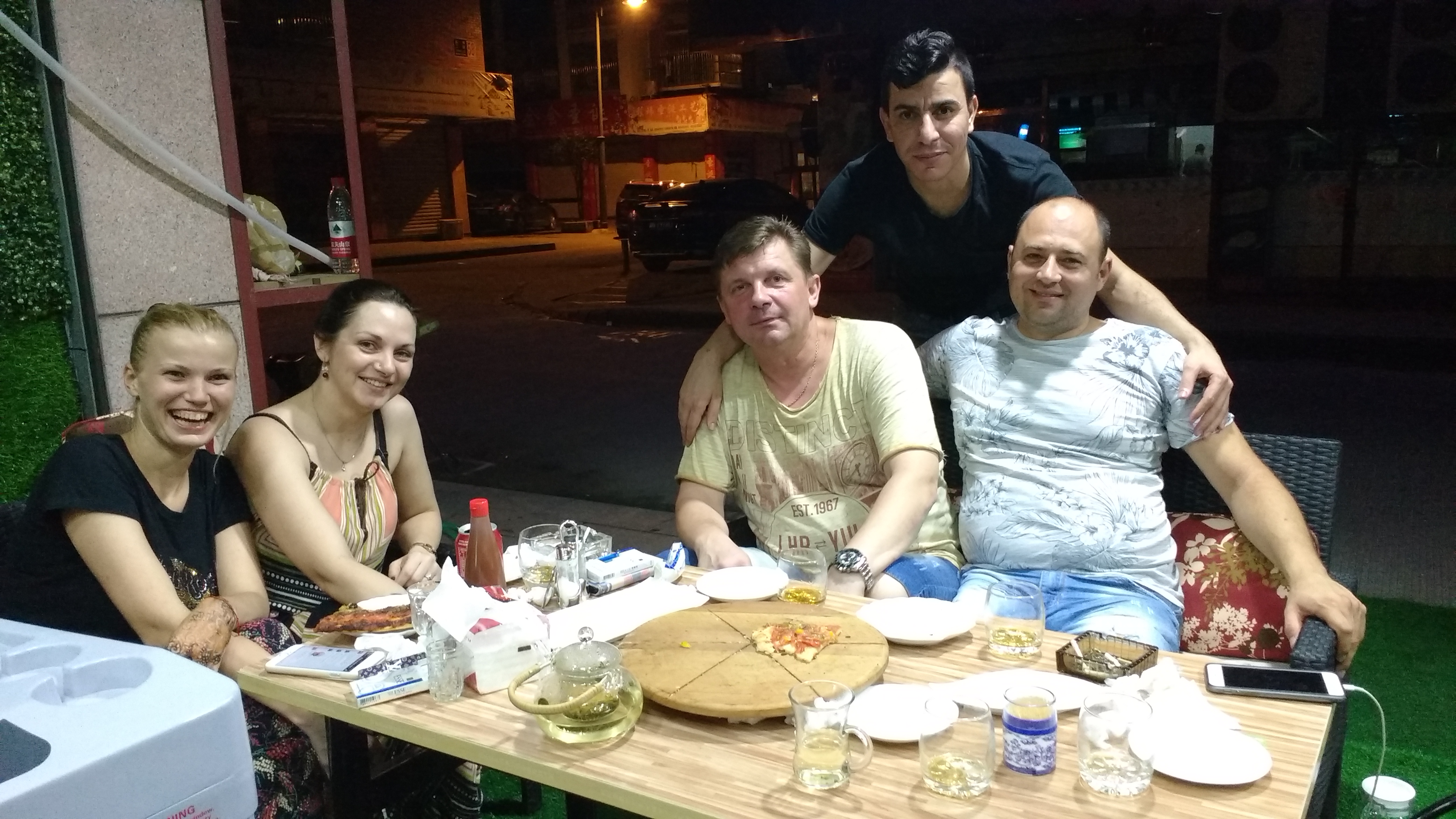 Russian, Ukrainian and Moldovan traders relaxing